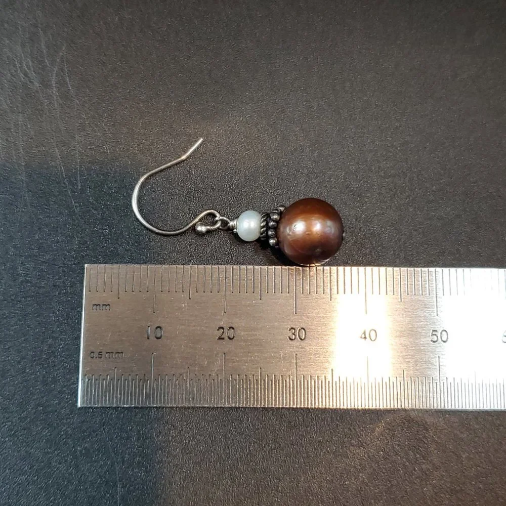 925 Sterling Silver Brown And White Pearl Dangle Earrings - Picture 3 of 4